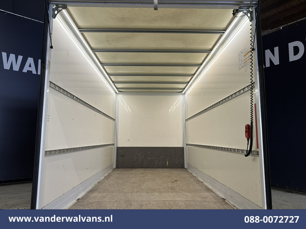 Ford Transit 2.0 TDCI 161pk Bakwagen 225cm hoog Laadklep Euro6 Airco | Camera | Cruisecontrol | 950kg laadvermogen Bijrijdersbank, 2800kg trekvermogen 12