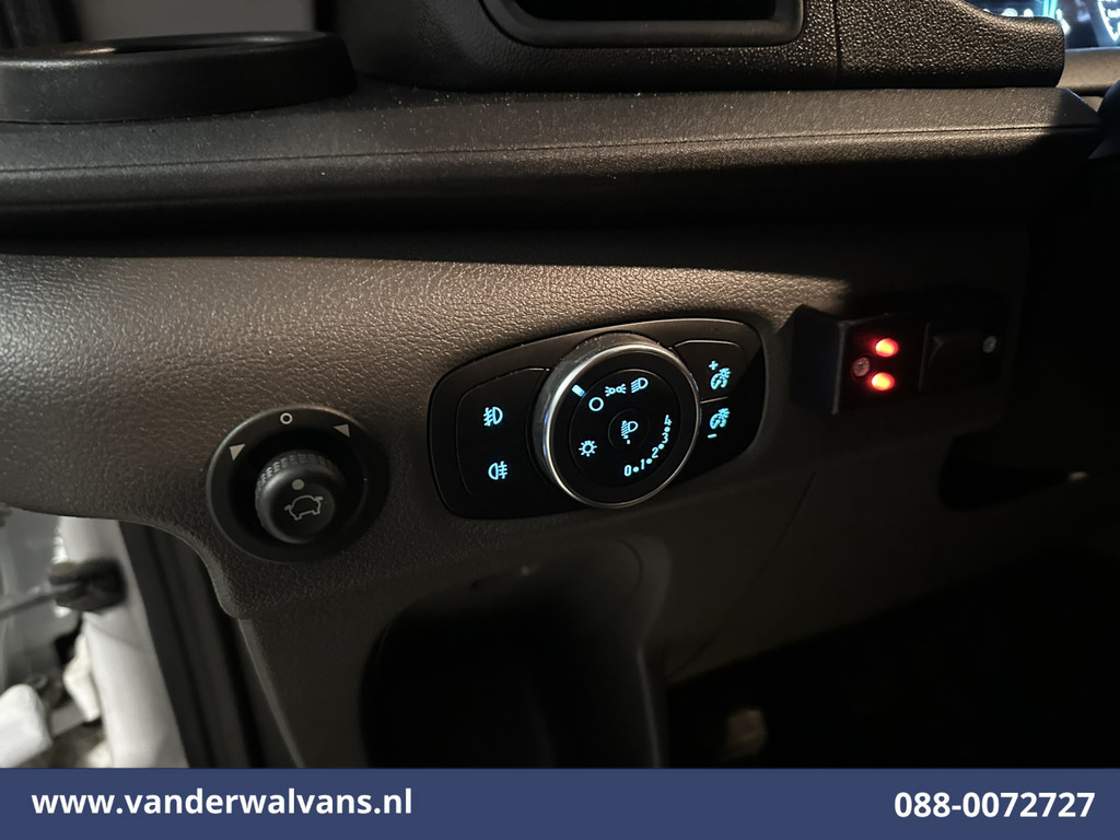 Ford Transit 2.0 TDCI 161pk Bakwagen 225cm hoog Laadklep Euro6 Airco | Camera | Cruisecontrol | 950kg laadvermogen Bijrijdersbank, 2800kg trekvermogen 18