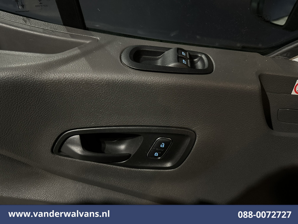 Ford Transit 2.0 TDCI 161pk Bakwagen 225cm hoog Laadklep Euro6 Airco | Camera | Cruisecontrol | 950kg laadvermogen Bijrijdersbank, 2800kg trekvermogen 19