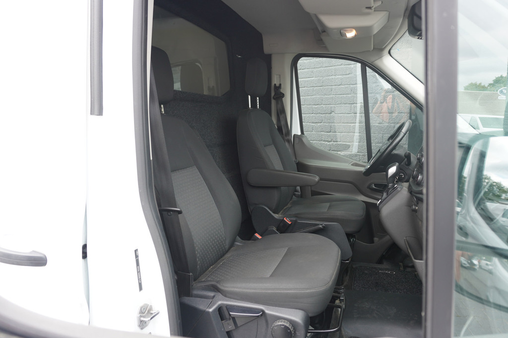 Ford Transit 2.0 TDCI 170PK Automaat L2H2 EURO 6 - Airco - Navi - Cruise - Trekhaak - â¬16.900,- Excl. 9