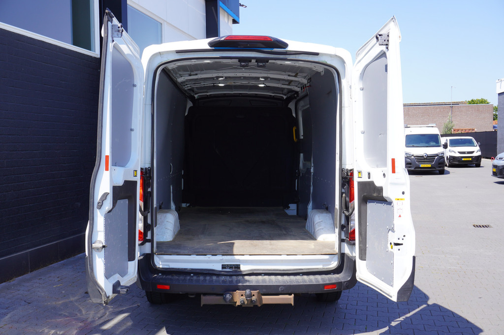 Ford Transit 2.0 TDCI 170PK L3H2 EURO 6 - Airco - Cruise - Camera - â¬16.950,- Excl. 8