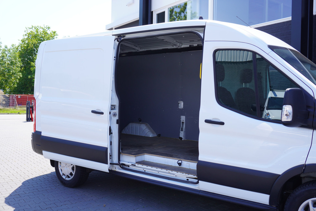 Ford Transit 2.0 TDCI 170PK L3H2 EURO 6 - Airco - Cruise - Camera - â¬16.950,- Excl. 9