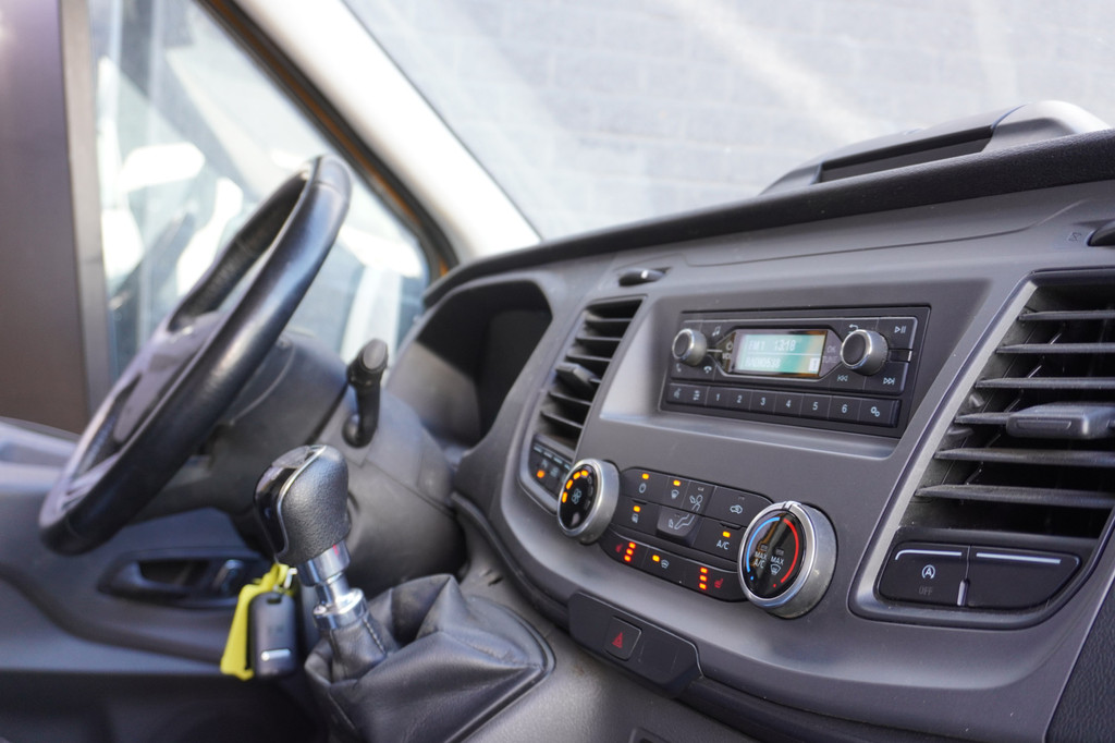 Ford Transit 2.0 TDCI 170PK L3H2 EURO 6 - Airco - Navi - Cruise - €14.900,- Excl. 3