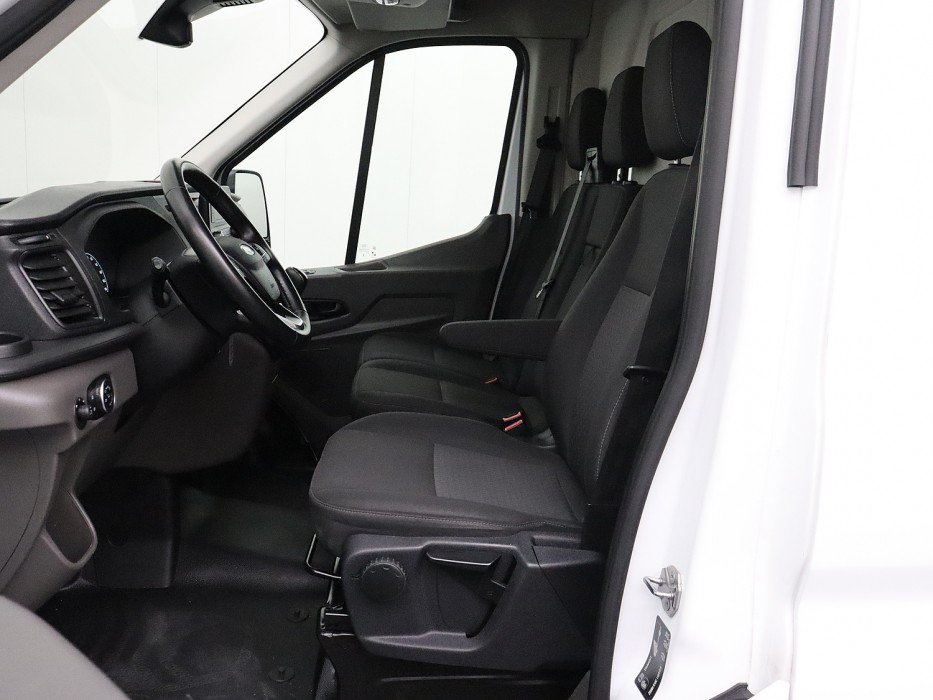 Ford Transit 2.0TDCI 170PK L4H3 Jumbo | Airco | Camera | Cruise | Betimmering | 3-Persoons 18
