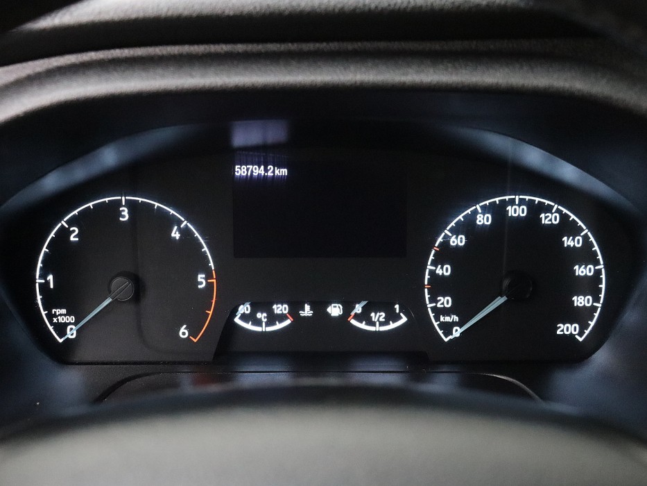 Ford Transit 2.0TDCI 170PK L4H3 Jumbo | Airco | Camera | Cruise | Betimmering | 3-Persoons 9