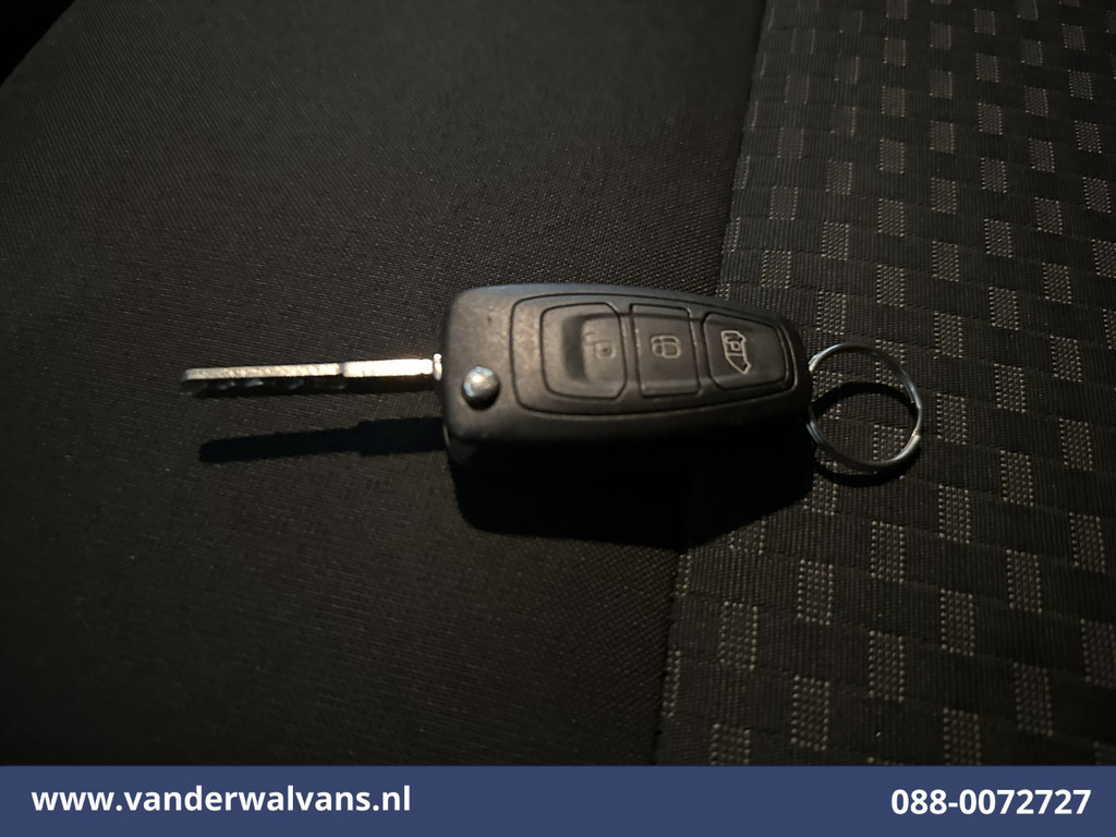 Ford Transit 2.0 TDCI 170pk Bakwagen Laadklep Dubbel Lucht Euro6 Airco | Cruiscontrol | Verwarmde Voorruit 940kg laadvermogen, Bijrijdersbank 20