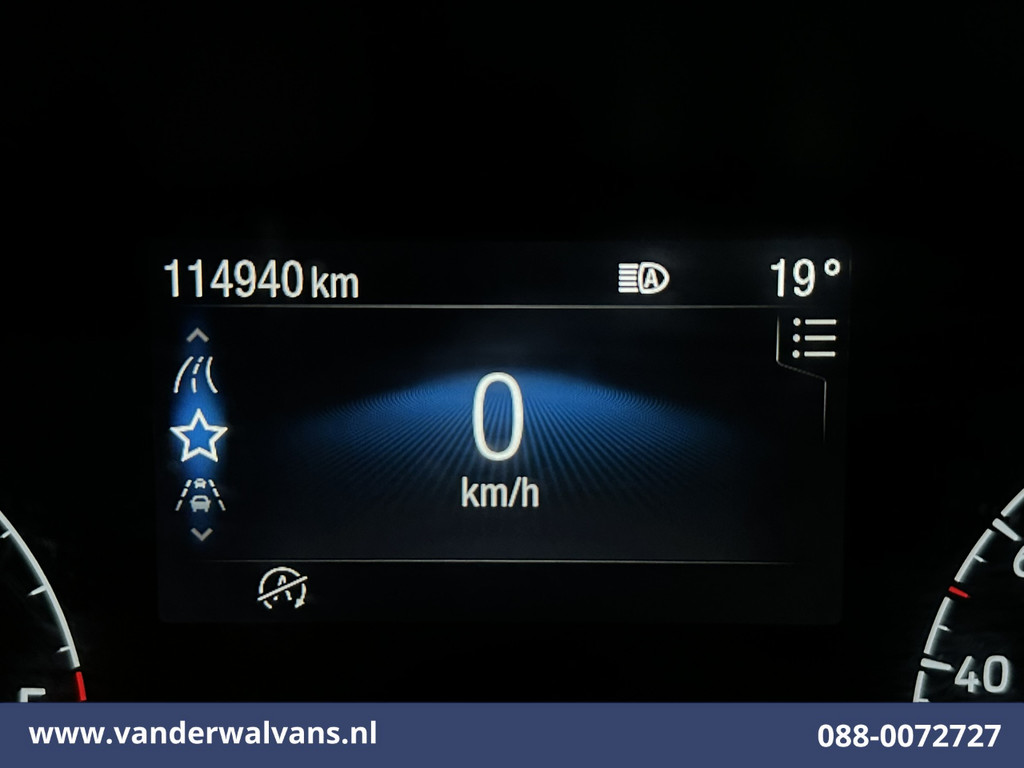 Ford Transit 2.0 TDCI 170pk Bakwagen Laadklep Dubbel Lucht Euro6 Airco | Cruiscontrol | Verwarmde Voorruit 940kg laadvermogen, Bijrijdersbank 21