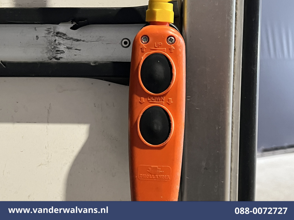 Ford Transit 2.0TDCI 170pk Bakwagen Laadklep Euro6 Airco | Cruisecontrol | Verwamde voorruit Bijrijdersbank 14