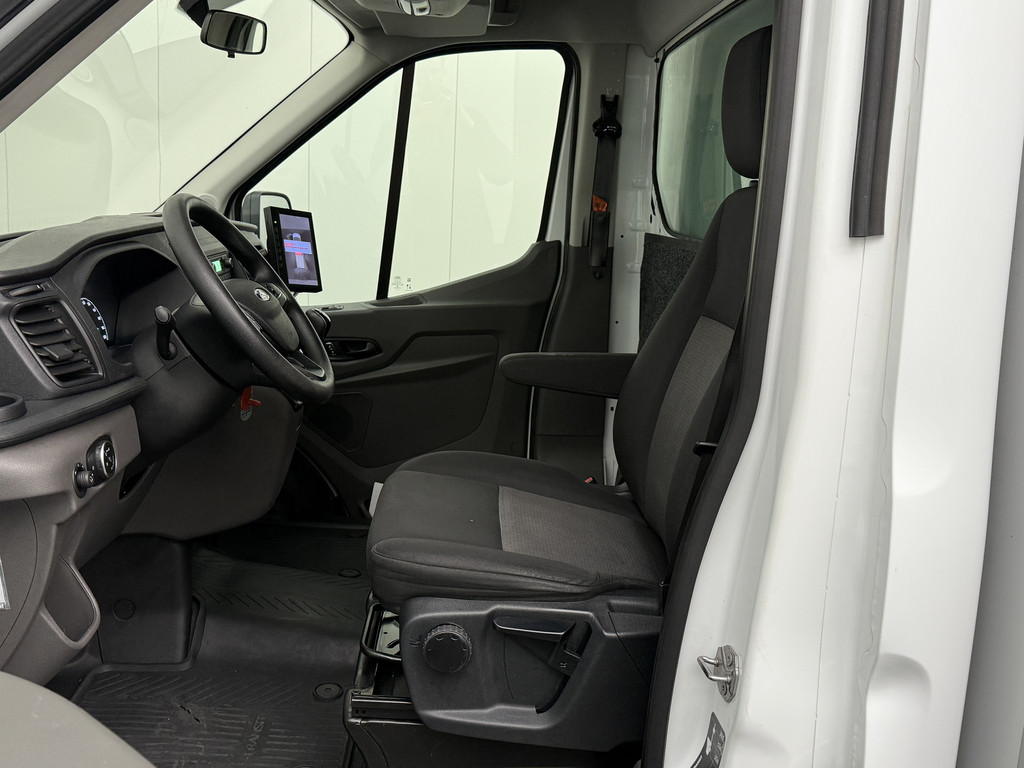 Ford Transit 2.0TDCI Bakwagen+Laadklep | Airco | 360 Camera | Zijinstap 19