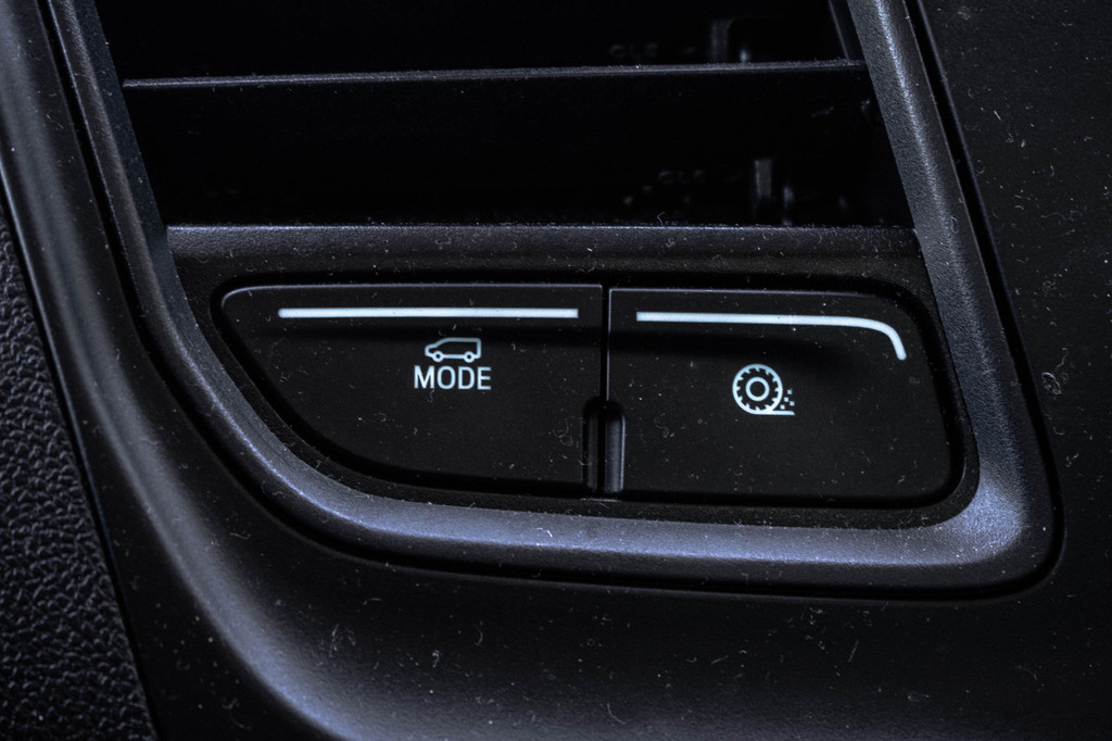 Ford Transit **2.0 TDCI | Bakwagen met Laadklep | Euro 6 | 130 PK | Airco | Cruise** 17