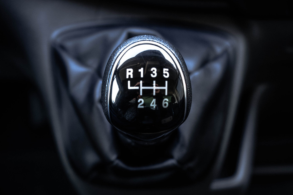 Ford Transit **2.0 TDCI | Bakwagen met Laadklep | Euro 6 | 130 PK | Airco | Cruise** 18