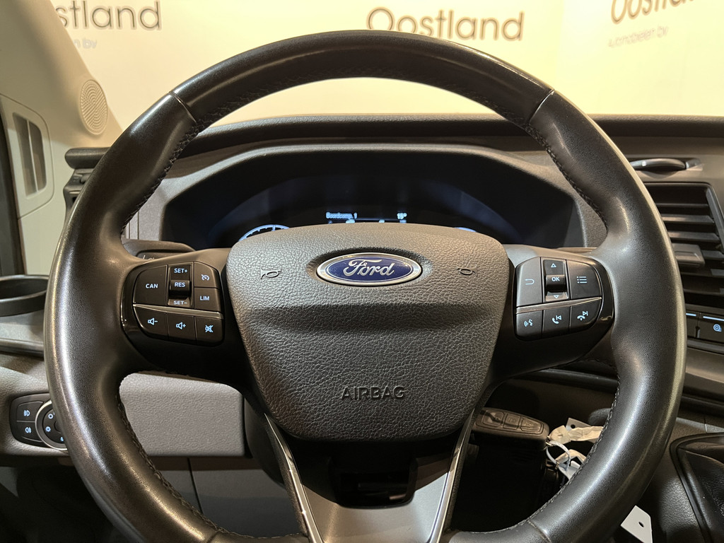 Ford Transit 2.0 TDCI L2 AWD 4X4 170 PK Open Laadbak / Euro 6 / Airco / Cruise Control / Trekhaak / Camera / 20.200 KM !! 10
