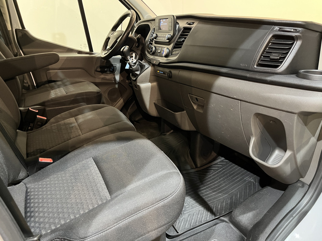 Ford Transit 2.0 TDCI L2 AWD 4X4 170 PK Open Laadbak / Euro 6 / Airco / Cruise Control / Trekhaak / Camera / 20.200 KM !! 18