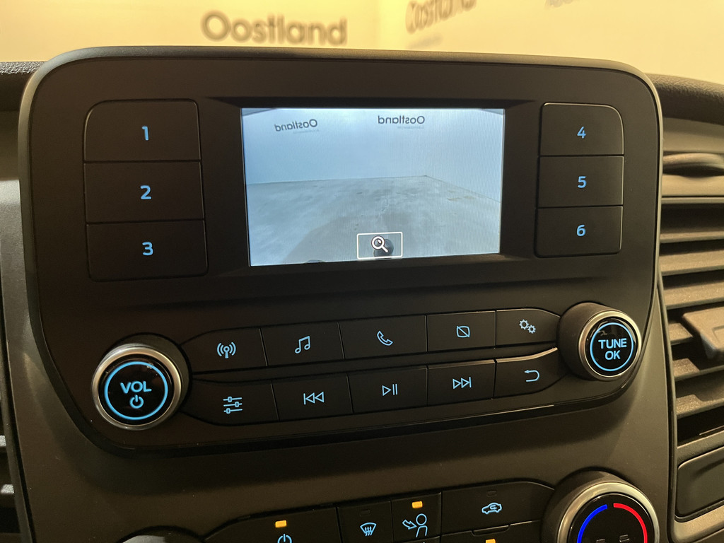 Ford Transit 2.0 TDCI L2 AWD 4X4 170 PK Open Laadbak / Euro 6 / Airco / Cruise Control / Trekhaak / Camera / 20.200 KM !! 9