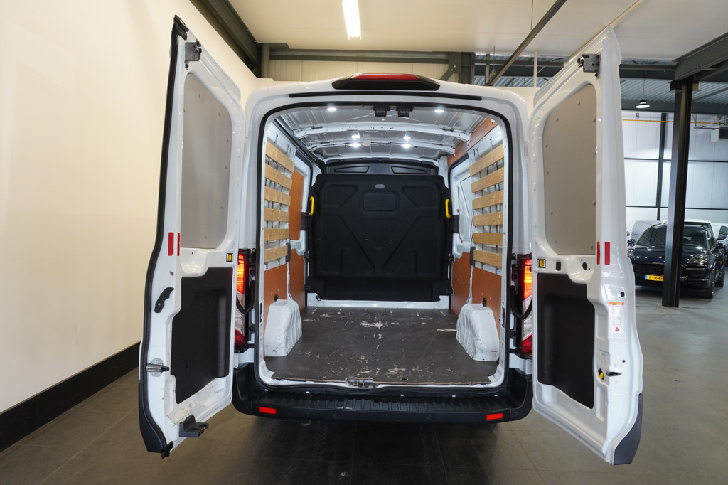 Ford Transit 2.0 TDCI L2H2 2x Schuifdeur EURO 6 - Airco - Cruise - PDC - € 12.499.- Excl. 8