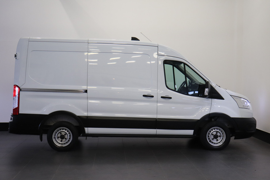 Ford Transit 2.0 TDCI L2H2 EURO 6 - A/C Climate - Navi - Carplay - €21.900,- Excl. 15