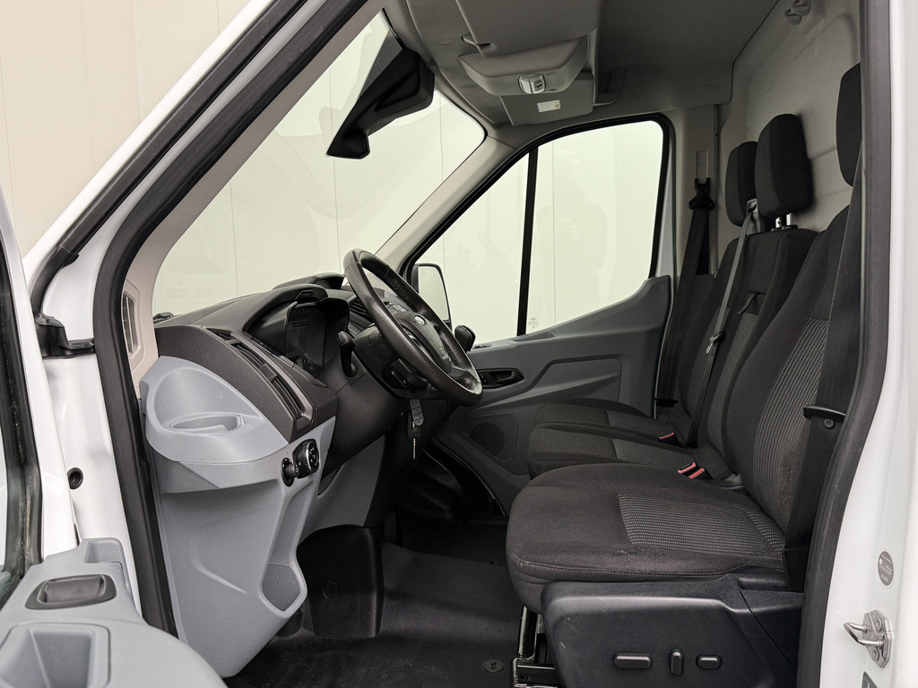 Ford Transit 2.0TDCI L2H2 Imperiaal | Trekhaak | Inrichting | Airco | Cruise | 3-Zits 18