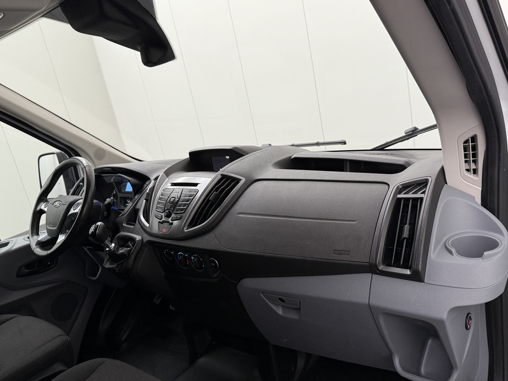 Ford Transit 2.0TDCI L2H2 Imperiaal | Trekhaak | Inrichting | Airco | Cruise | 3-Zits 19