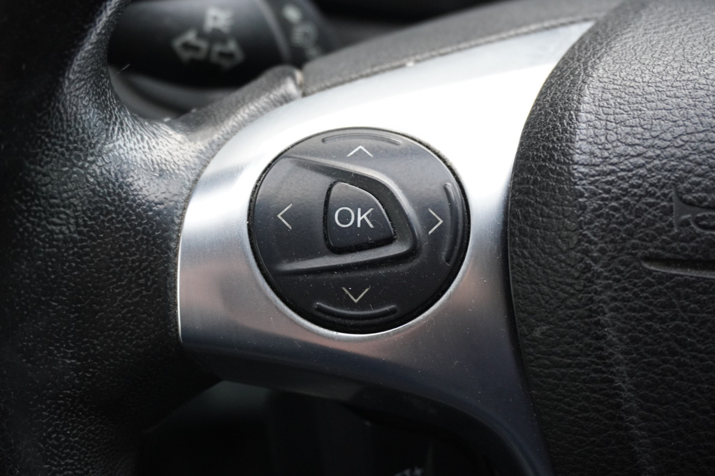 Ford Transit 2.0 TDCI L3H2 130PK EURO 6 - Airco - Trekhaak - Camera - â¬10.950,- Excl. 13