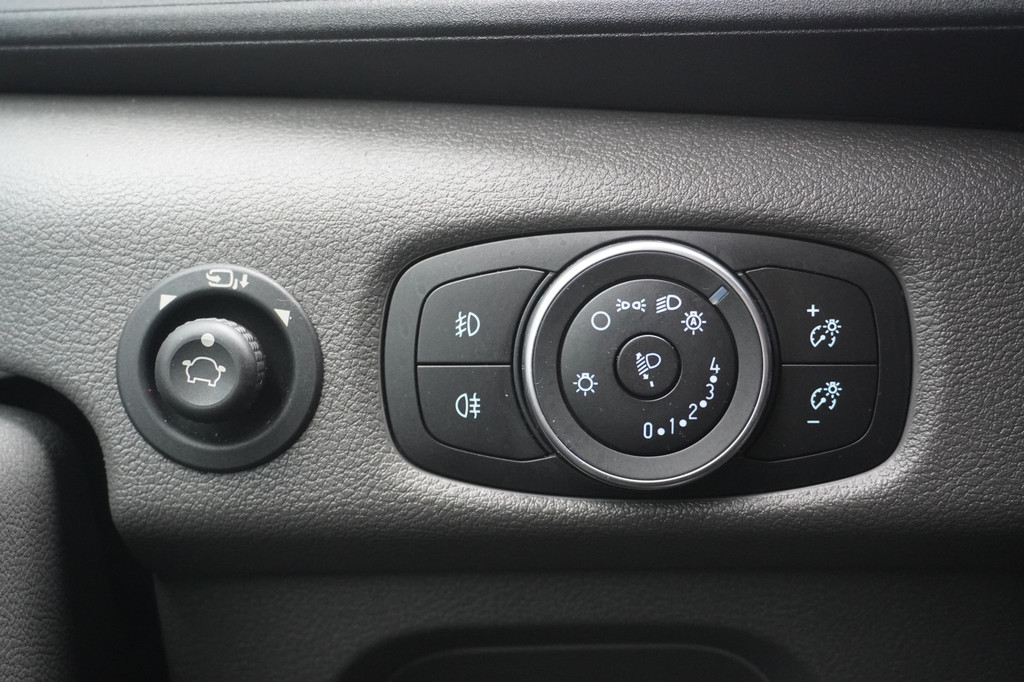 Ford Transit 2.0 TDCI L3H3 EURO 6 - Airco - Navi - Cruise - PDC - â¬16.900,- Excl. 16