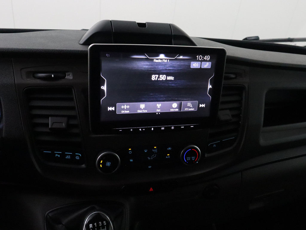 Ford Transit 2.0TDCI L4H3 Jumbo RWD | Navigatie | Camera | Airco | Cruise | 3-Persoons 16