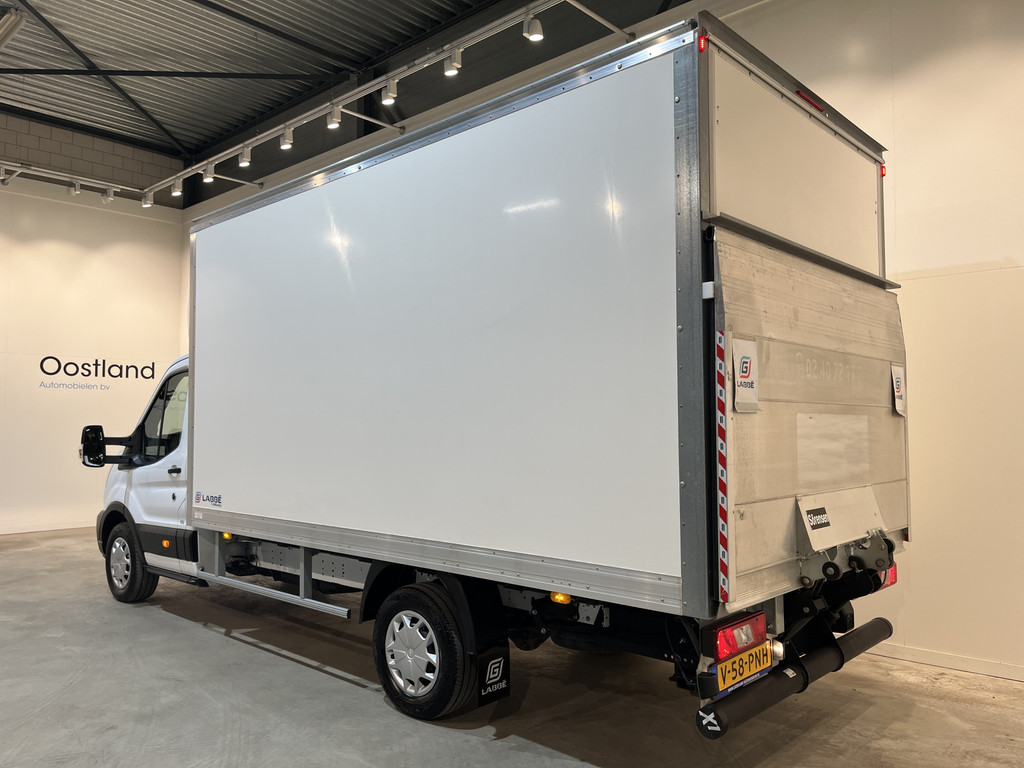 Ford Transit 2.0 TDCI L4 Trend 130 PK RWD Bakwagen / Sorensen Laadklep / Meubelbak / Euro 6 / Airco / Cruise Control / 3-Zits / 18.700 KM !! 17
