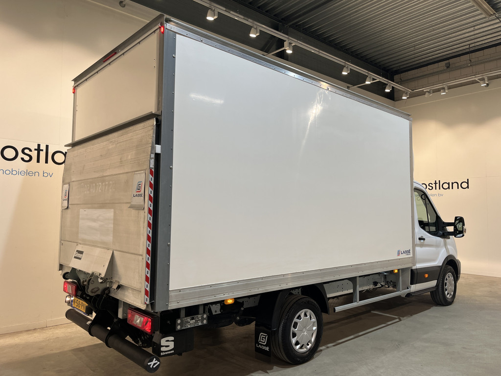 Ford Transit 2.0 TDCI L4 Trend 130 PK RWD Bakwagen / Sorensen Laadklep / Meubelbak / Euro 6 / Airco / Cruise Control / 3-Zits / 18.700 KM !! 19