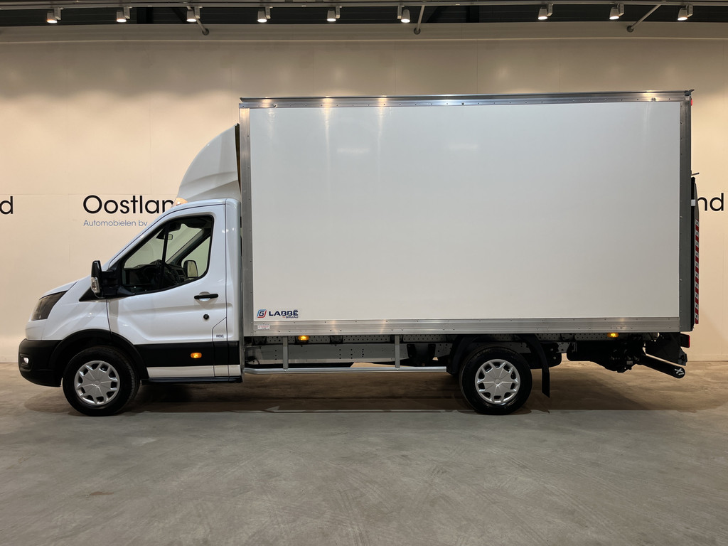Ford Transit 2.0 TDCI L4 Trend 130 PK RWD Bakwagen / Sorensen Laadklep / Meubelbak / Euro 6 / Airco / Cruise Control / 3-Zits / 18.700 KM !! 4