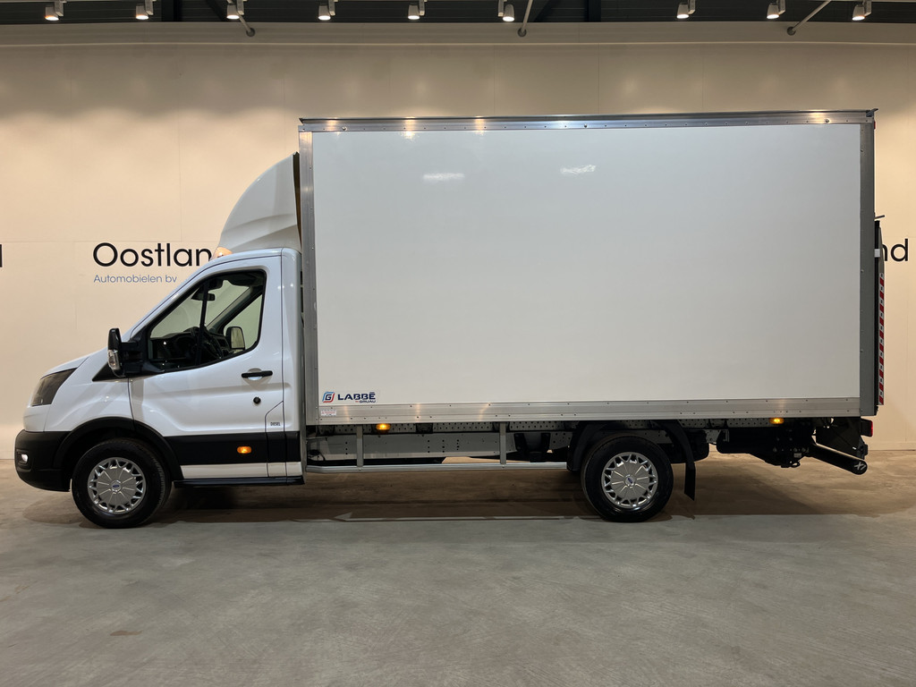 Ford Transit 2.0 TDCI L4 Trend 130 PK RWD Bakwagen / Sorensen Laadklep / Meubelbak / Euro 6 / Airco / Cruise Control / 3-Zits / 54.00 KM !! 4