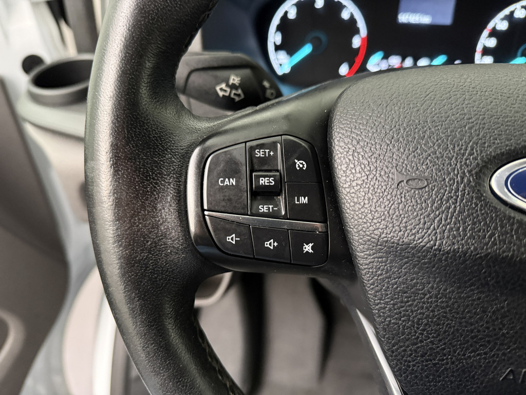 Ford Transit 2.0TDCi 130PK Automaat | Achterdeuren | Multimedia | 3-Zits | Airco | Cruise | Betimmering 15