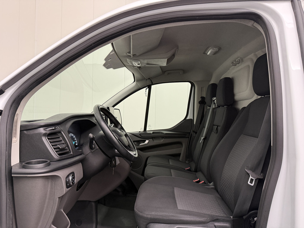 Ford Transit 2.0TDCi 130PK Automaat | Achterdeuren | Multimedia | 3-Zits | Airco | Cruise | Betimmering 19