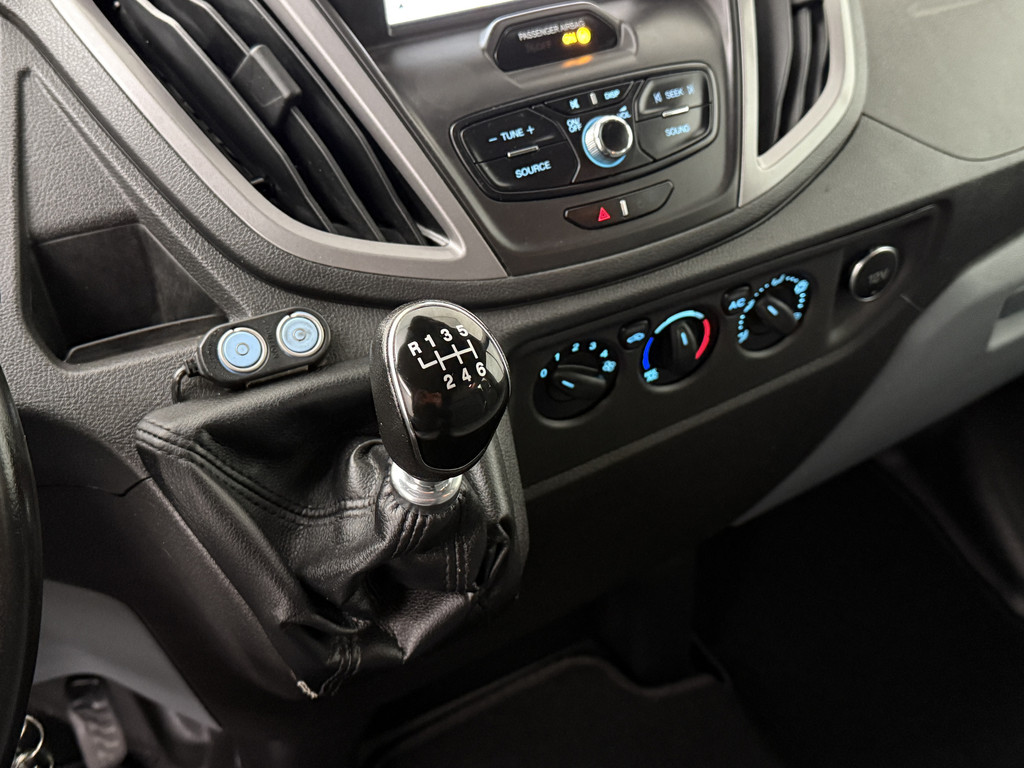 Ford Transit 2.0TDCi 130PK Dubbele Cabine | 7-Persoons | Navigatie | Camera | Multimedia | Airco | Cruise 15