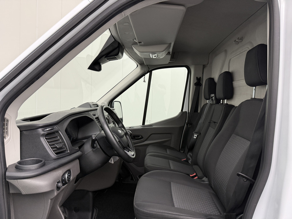 Ford Transit 2.0TDCi 130PK L2H2 | Airco | Cruise | 3-Zits | Betimmering 18