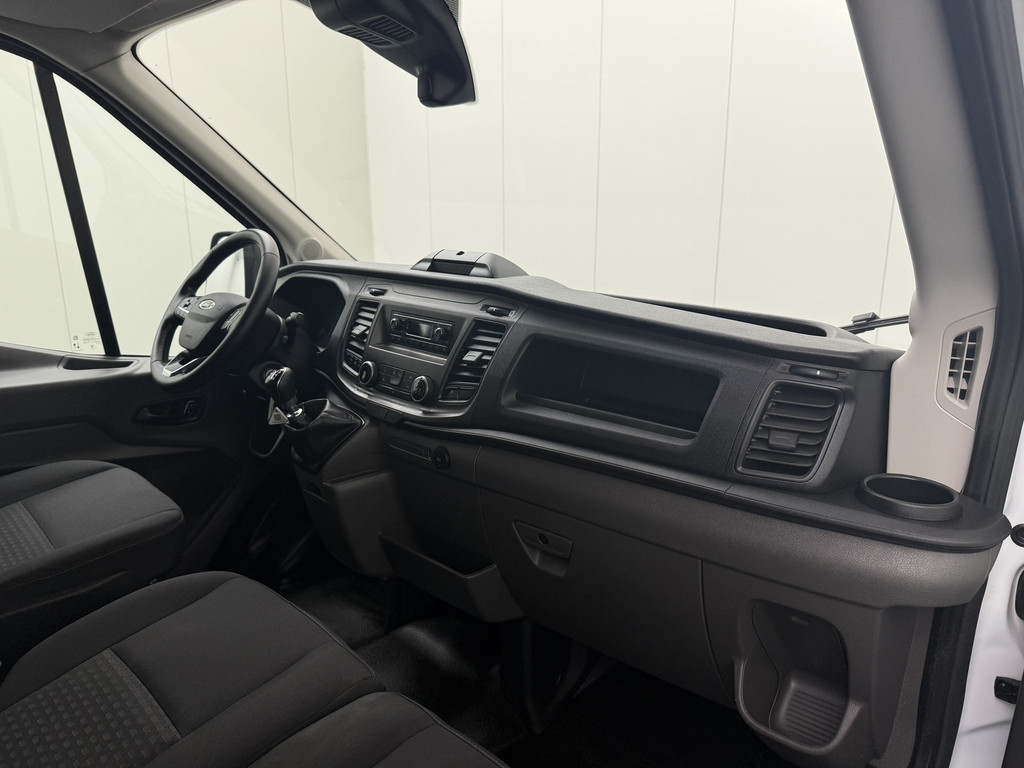 Ford Transit 2.0TDCi 130PK L2H2 | Airco | Cruise | 3-Zits | Betimmering 19