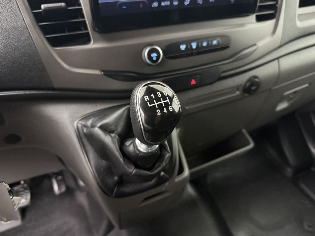 Ford Transit 2.0TDCi 130PK L2H2 Business | Navigatie | Multimedia | Betimmering 16