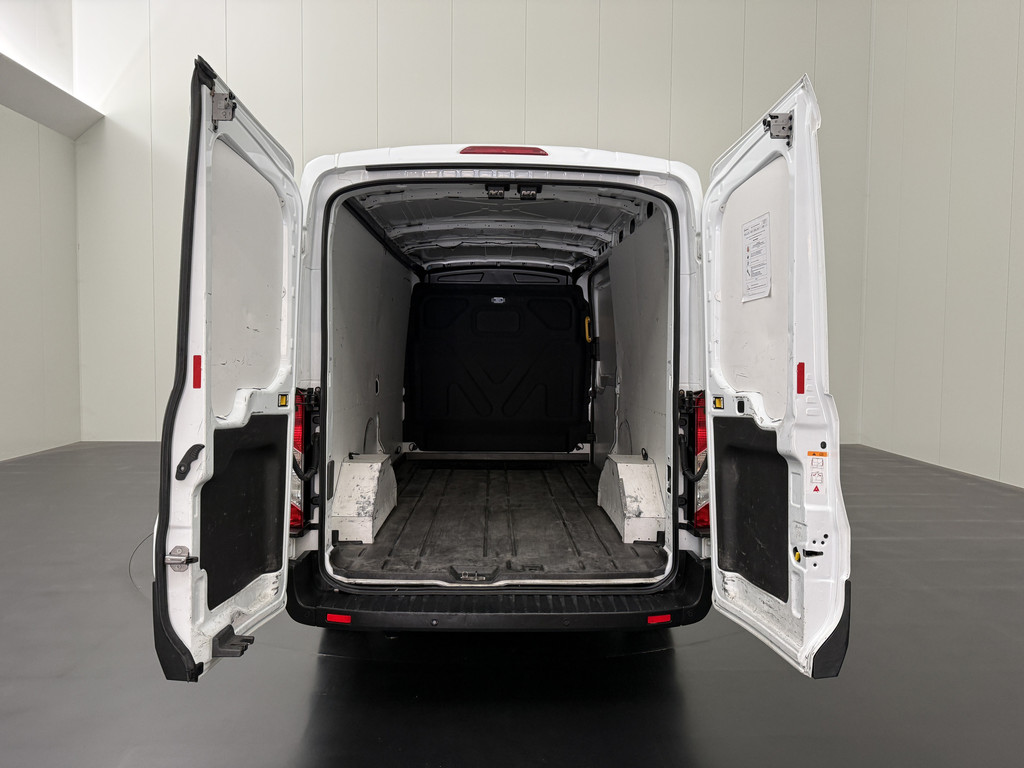 Ford Transit 2.0TDCi 130PK L3H2 | 2023 | Euro 6 | Airco | Cruise 4