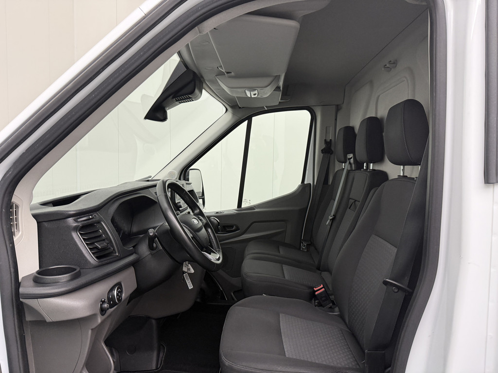 Ford Transit 2.0 TDCi 130PK L3H2 | Airco | Cruise | 3-Zits | Betimmering 18
