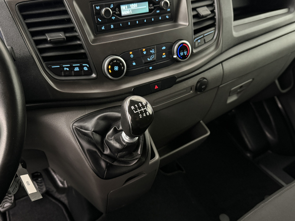 Ford Transit 2.0TDCi 130PK L3H2 Business | Airco | Cruise | 3-Persoons | Betimmering 15