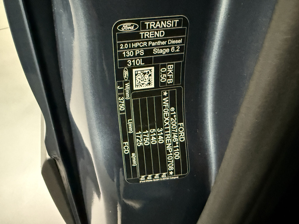 Ford Transit 2.0TDCi 130PK L3H2 Business | Airco | Cruise | 3-Persoons | Betimmering 19