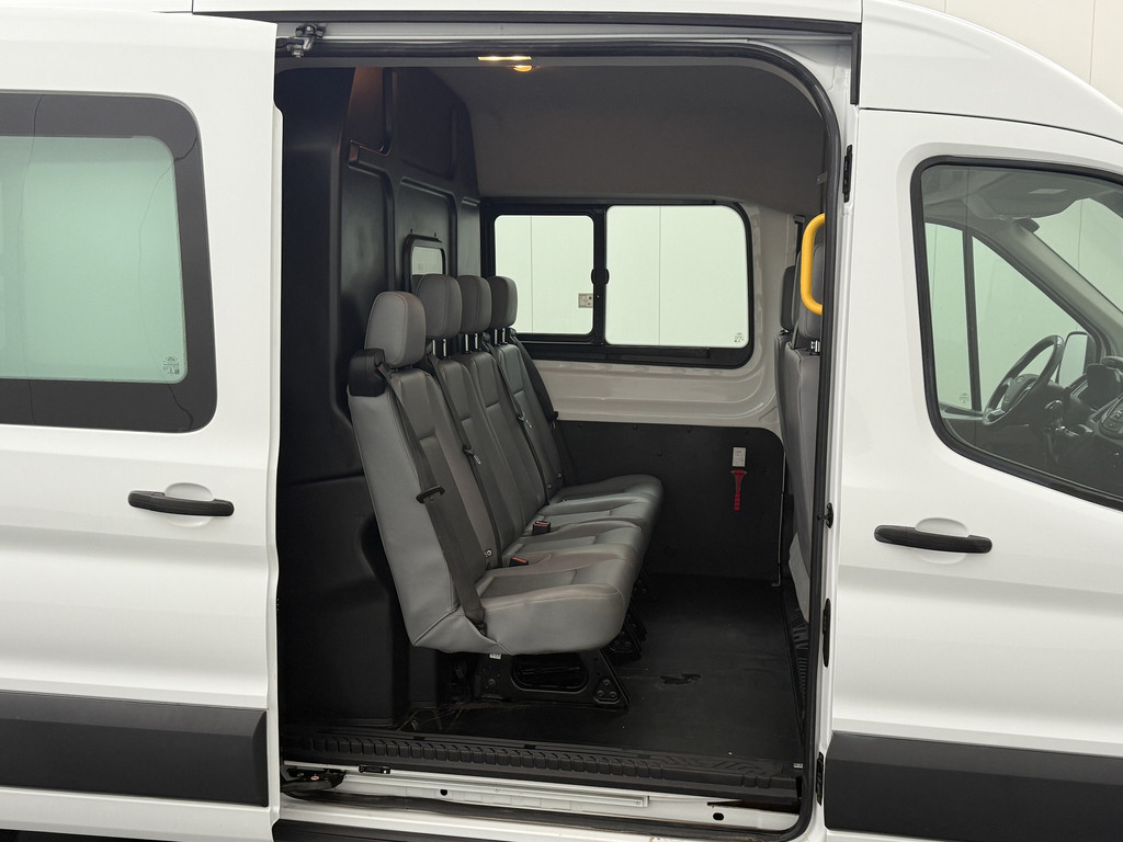 Ford Transit 2.0TDCi 130PK L3H2 Dubbele Cabine | 7-Persoons | Navigatie | Camera | Airco | Cruise | 2800Kg Trekhaak 21