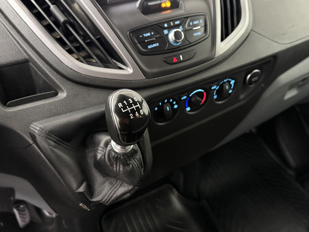 Ford Transit 2.0TDCi 130PK L3H2 Dubbele Cabine | 7-Persoons | Navigatie | Camera | Airco | Cruise | Trekhaak 2800Kg 15