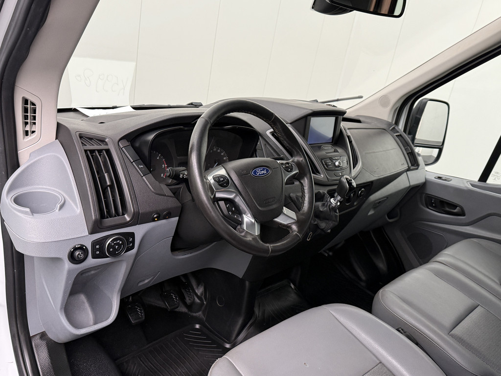 Ford Transit 2.0TDCi 130PK L3H2 Dubbele Cabine | 7-Persoons | Navigatie | Camera | Airco | Cruise | Trekhaak 2800Kg 3