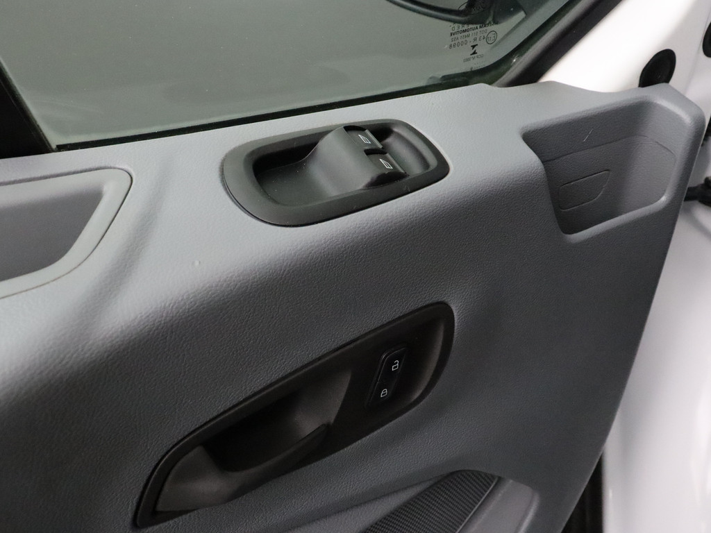 Ford Transit 2.0TDCi 130PK L3H2 Dubbele Cabine 7-Persoons | Navigatie | Camera | Trekhaak | Airco | Cruise 8