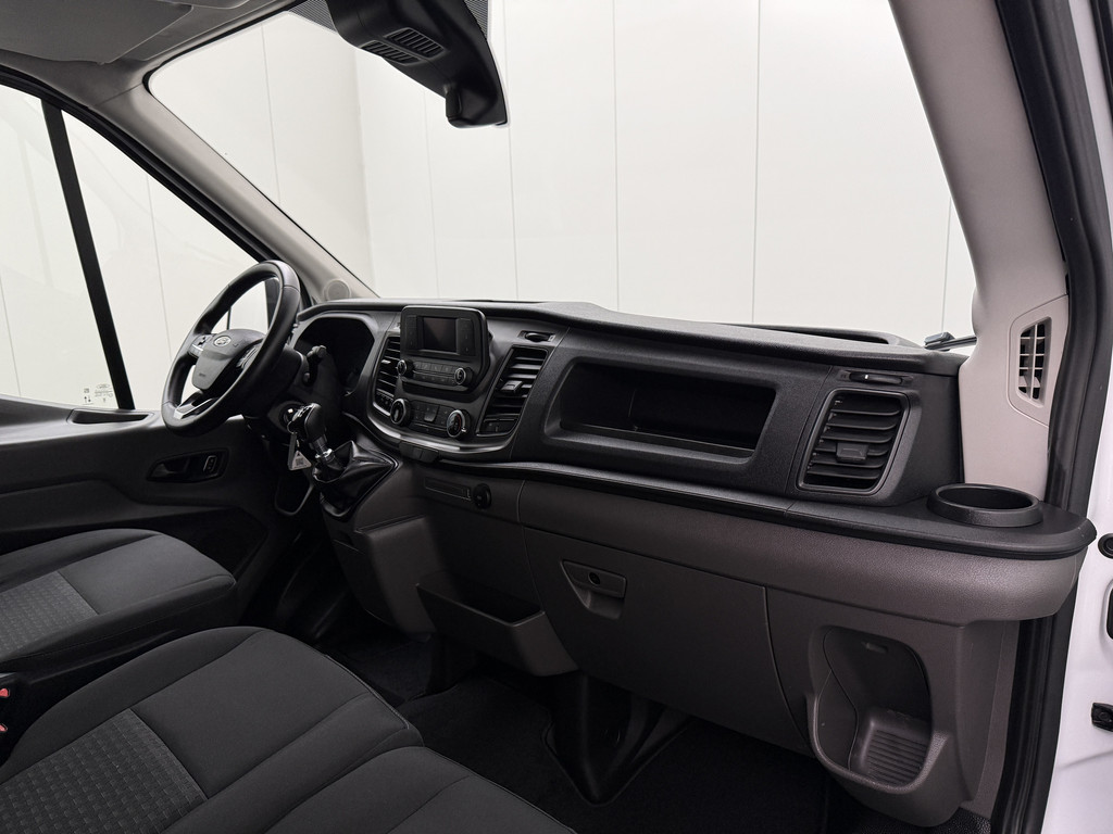 Ford Transit 2.0TDCi 130PK L3H2 | Euro 6 | Airco | Cruise | 3-Zits 19