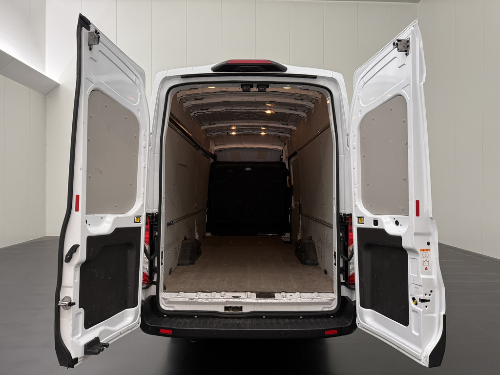 Ford Transit 2.0TDCi 130PK L4H3 Jumbo | Airco | Cruise | Camera | 3-Zits 4