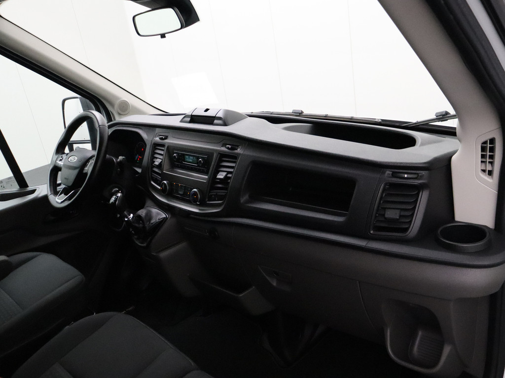 Ford Transit 2.0TDCi Bakwagen+Laadklep | Dakspoiler | 3-Persoons | Airco | Cruise 19