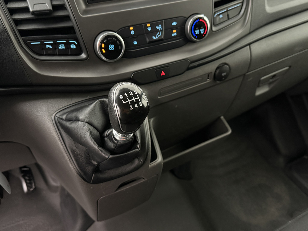 Ford Transit 2.0TDI 130PK L2H2 Business | Airco | Cruise | 3-Persoons 15