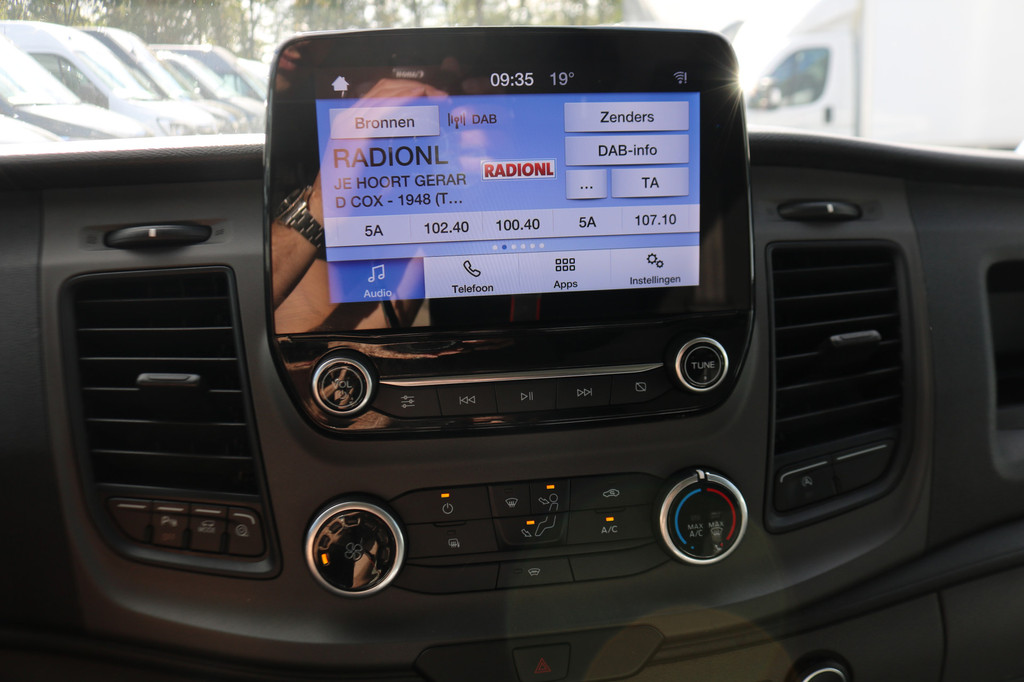 Ford Transit 2.0 TDci 130pk L3 H2 Airco Camera 2.5T Trekhaak 19