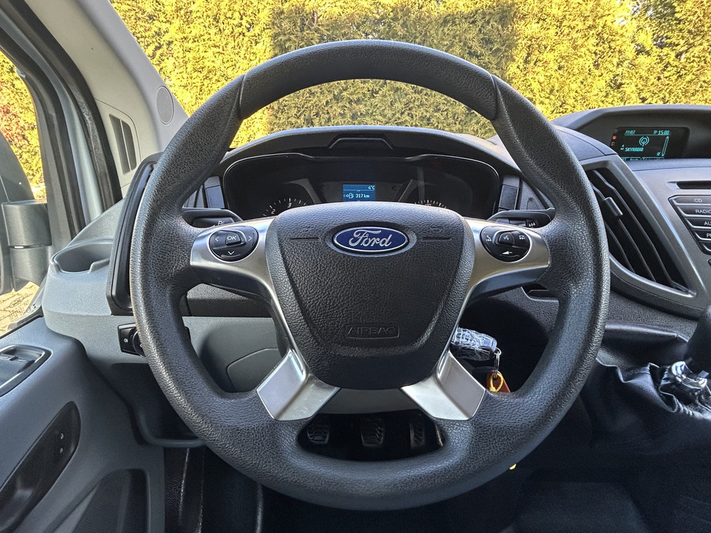 Ford Transit 2.2 TDCI 126 PK / 1e EIG. / BAKWAGEN / HYDR. LAADKLEP / AIRCO / 3-ZITS / BLUETOOTH 10