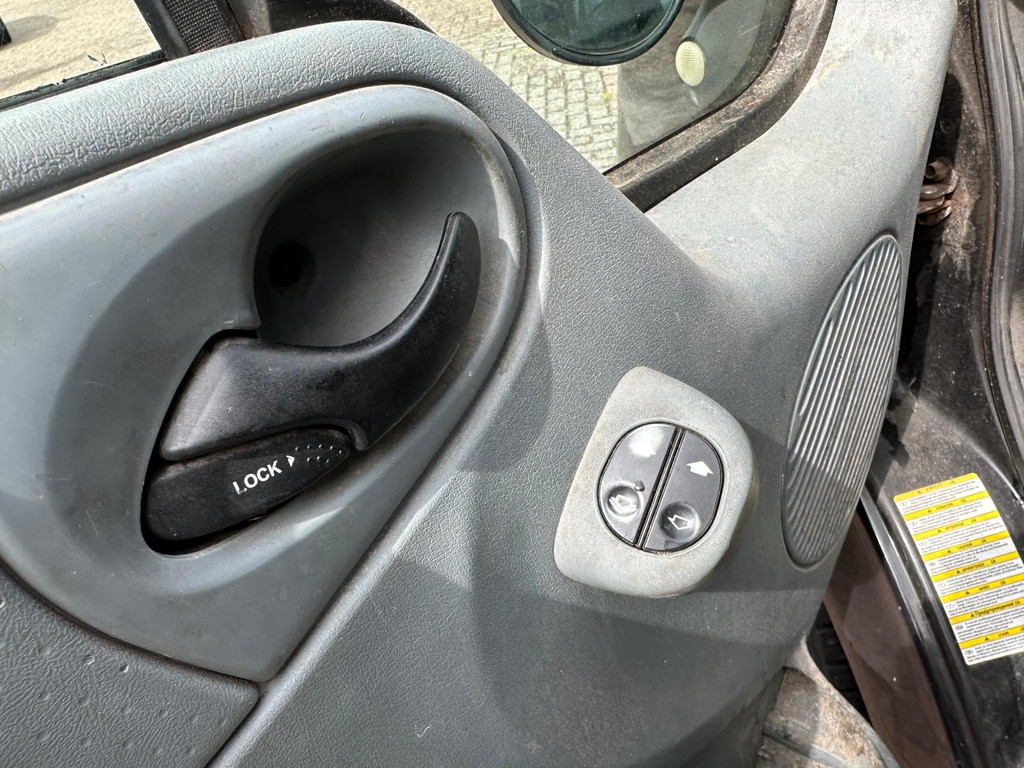 Ford Transit 2.2TDci,E5,63kw,Airco,158000km: 2649,-EX 8